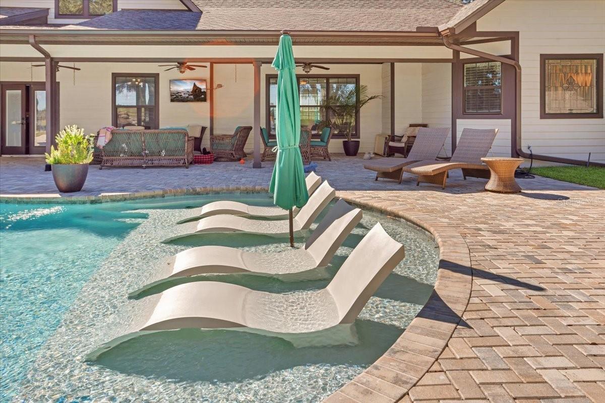 Listing photo id 57 for 4107 State Road 45