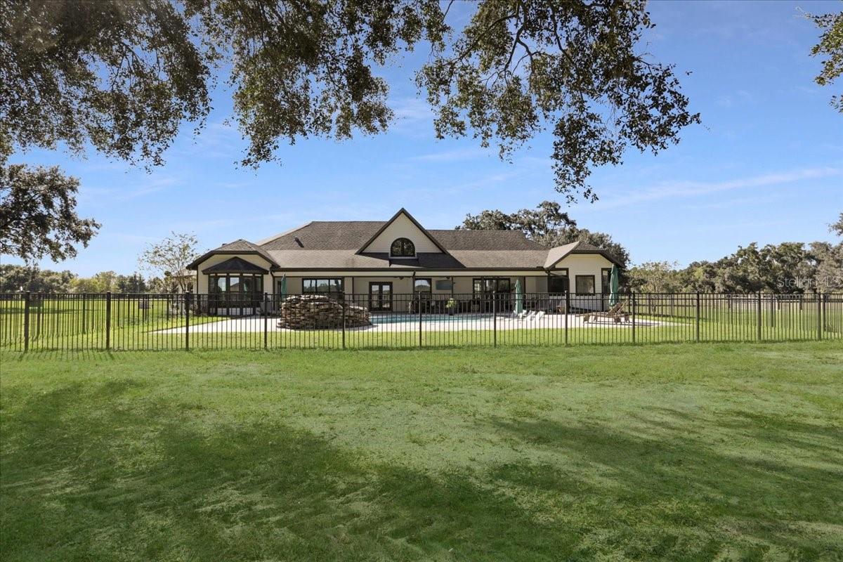 Listing photo id 60 for 4107 State Road 45