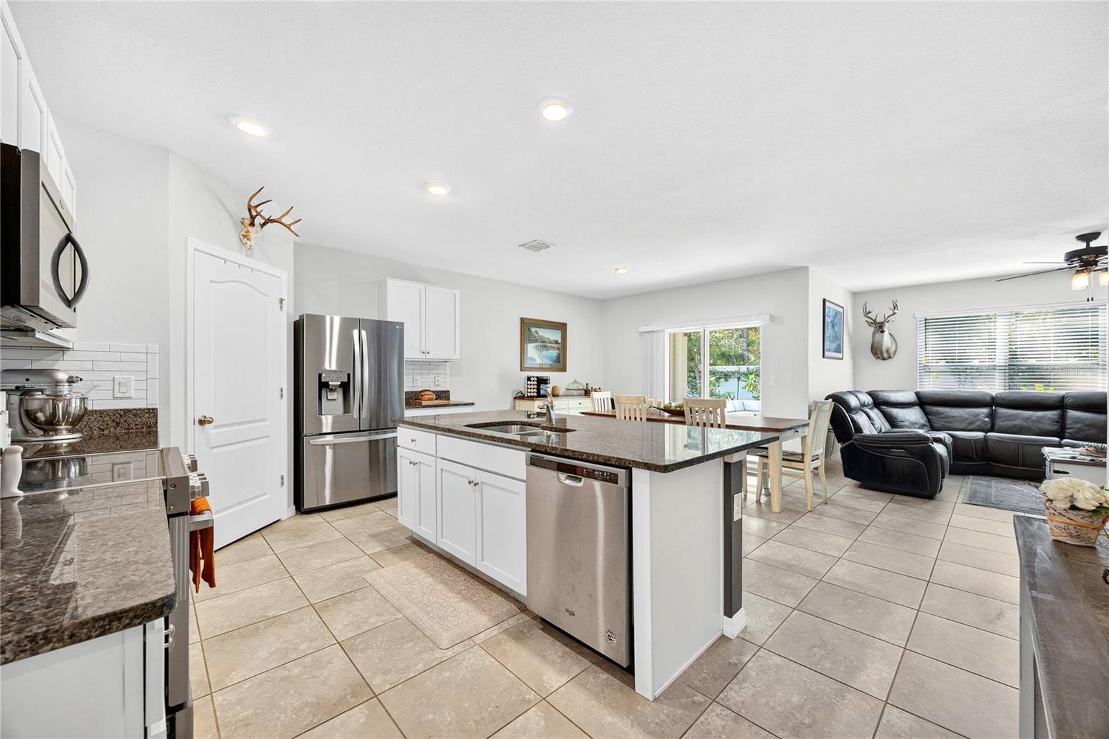 Image 5 of 33 For 290 Sandoval Drive