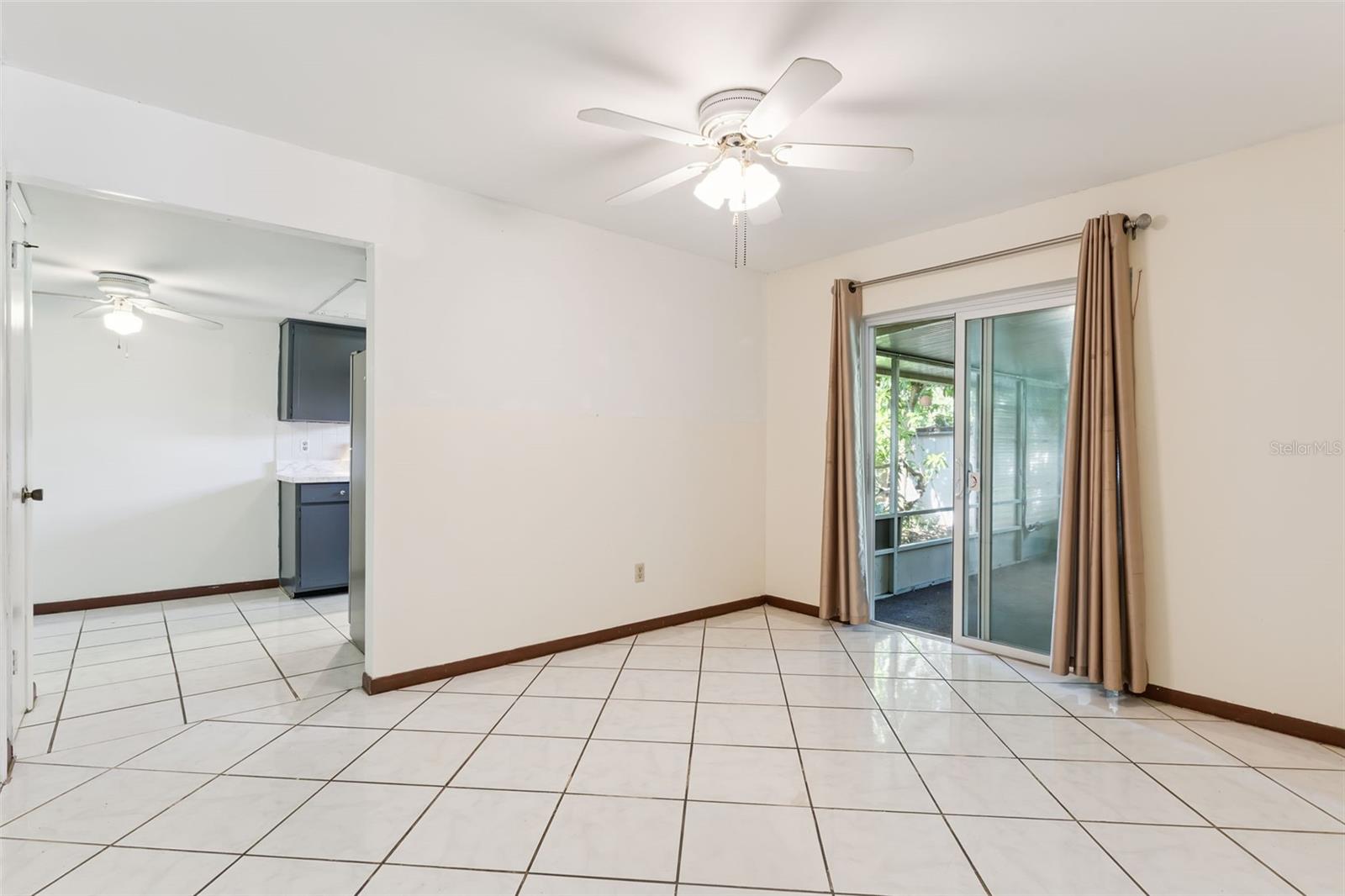 Image 10 of 33 For 404 San Leandro Drive