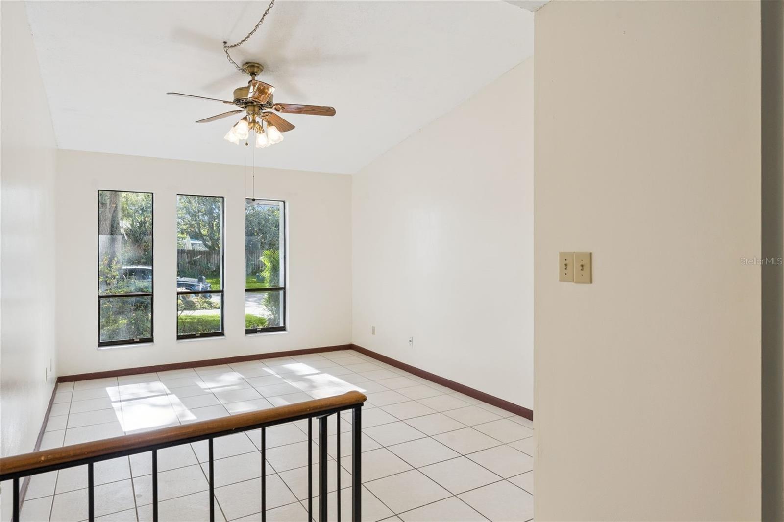 Image 7 of 33 For 404 San Leandro Drive