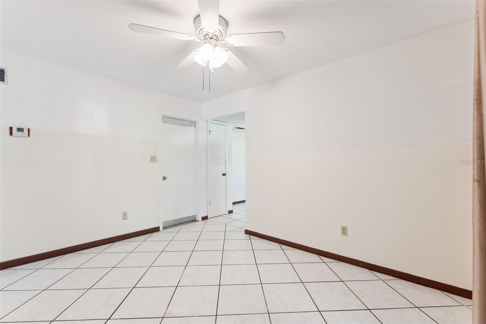 Image 8 of 33 For 404 San Leandro Drive