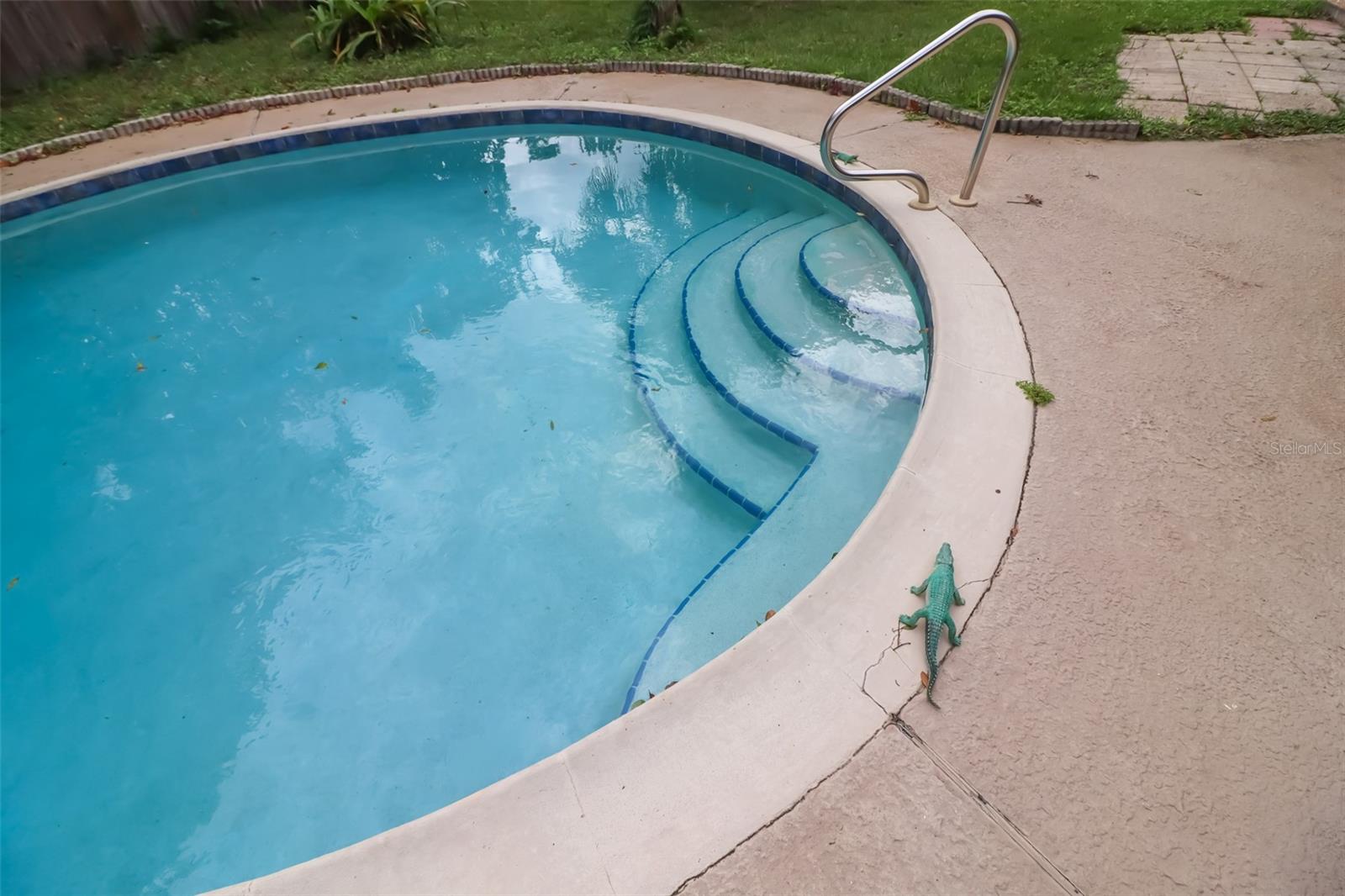 Image 27 of 31 For 3442 Red Oak Circle E