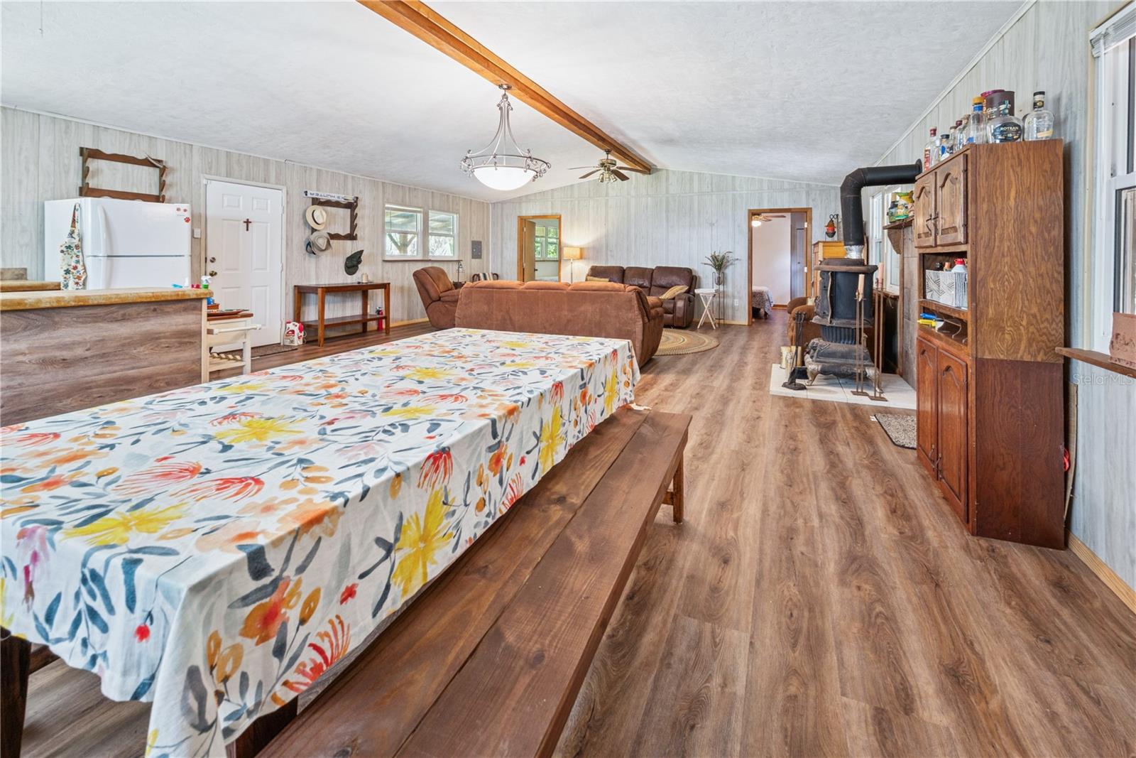 Image 17 of 41 For 6550 100th Court