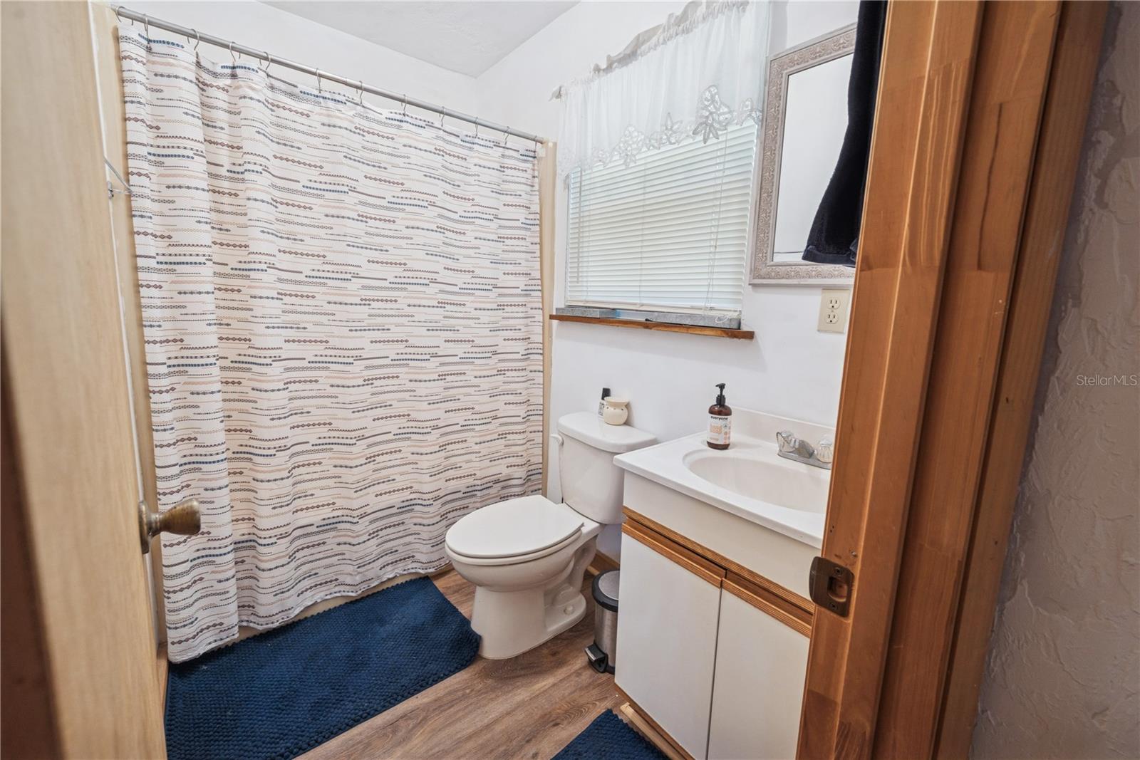 Image 29 of 41 For 6550 100th Court