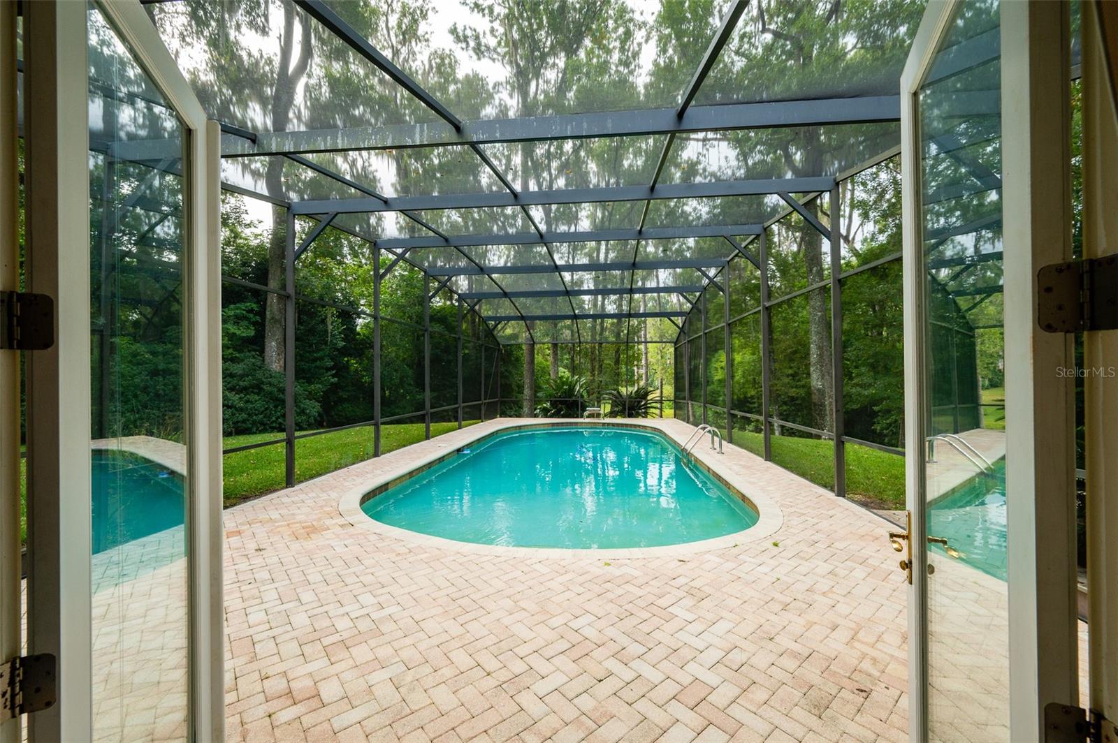 Image 17 of 60 For 2425 26th Place