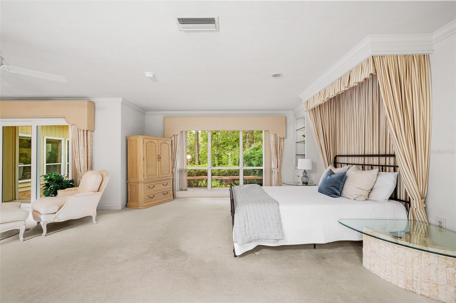 Image 27 of 60 For 2425 26th Place