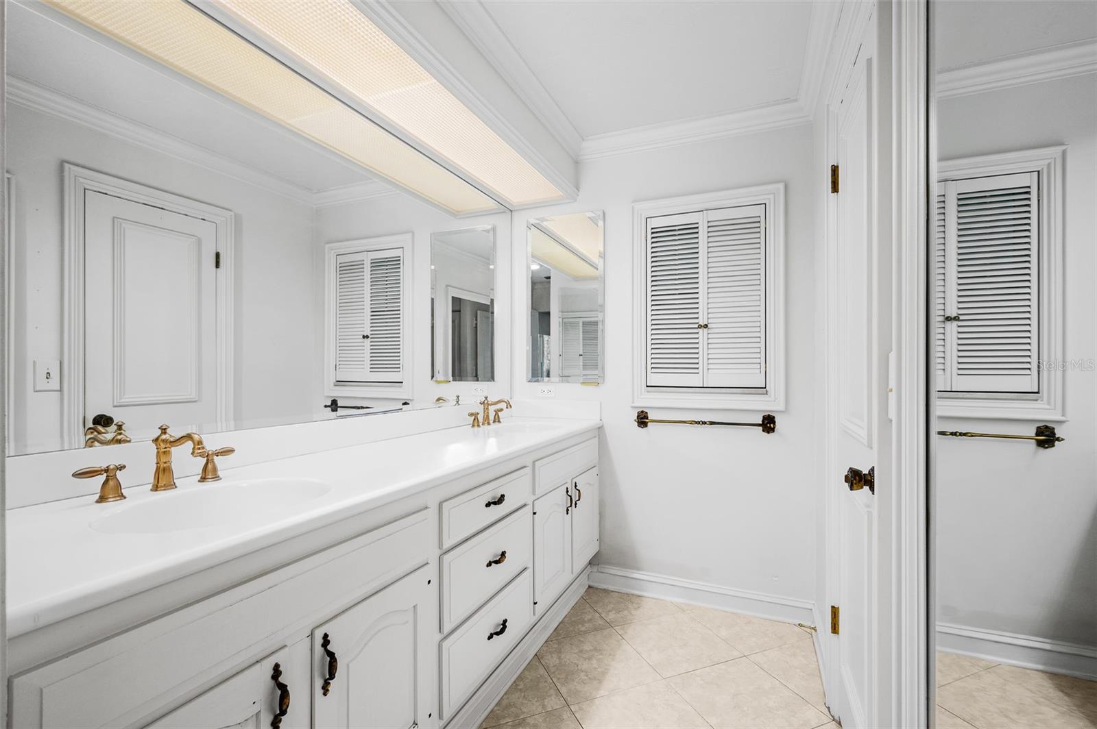 Image 29 of 60 For 2425 26th Place