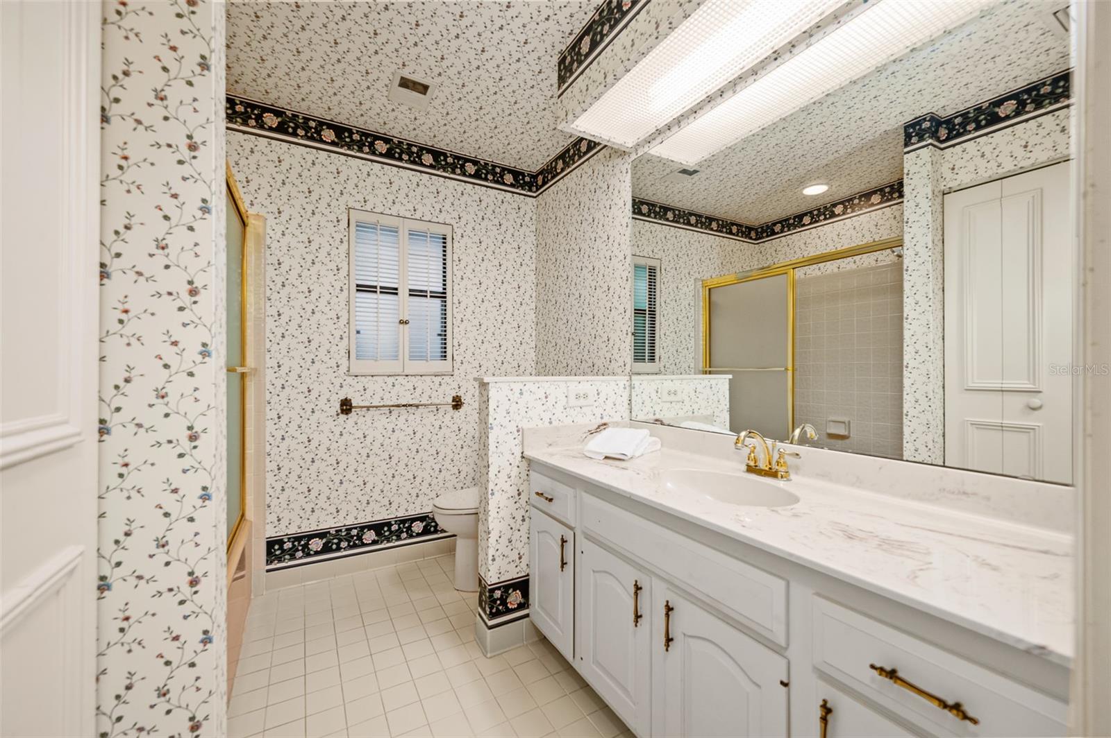 Image 41 of 60 For 2425 26th Place