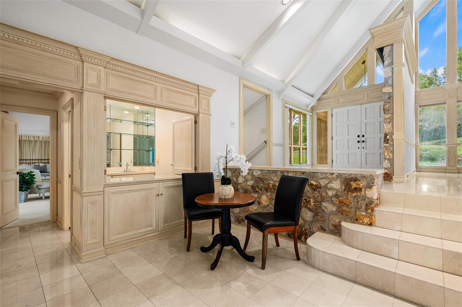 Image 5 of 60 For 2425 26th Place