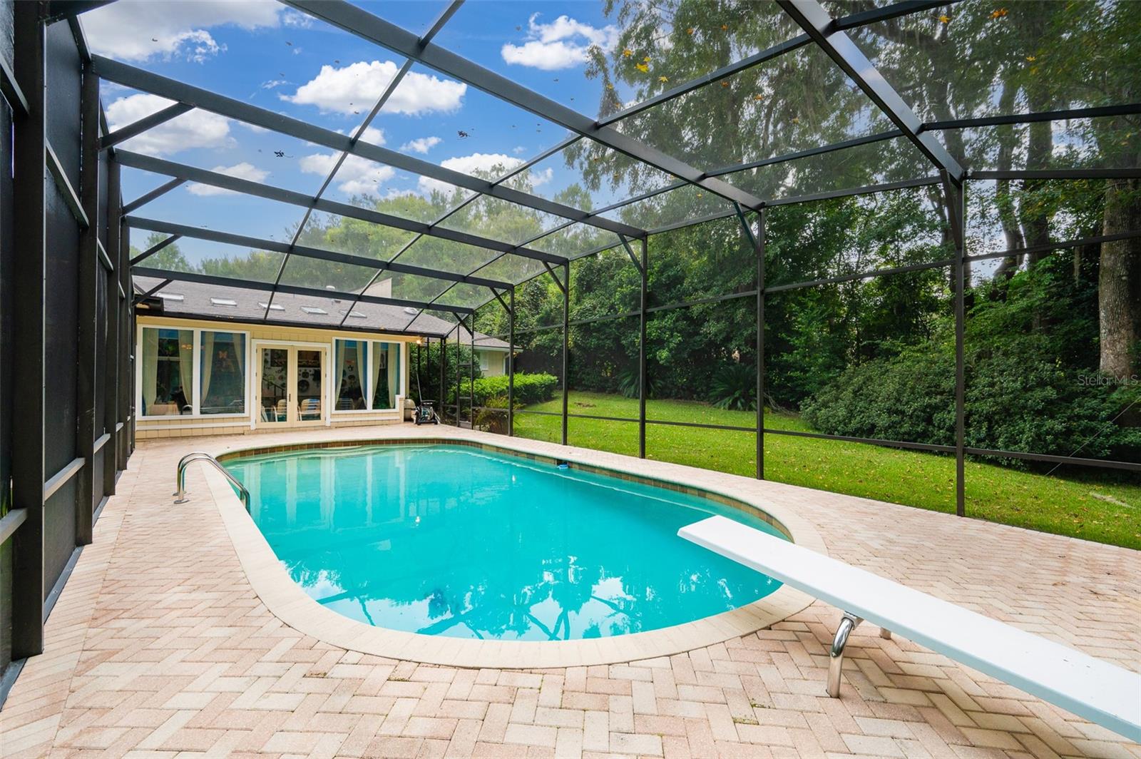 Image 50 of 60 For 2425 26th Place