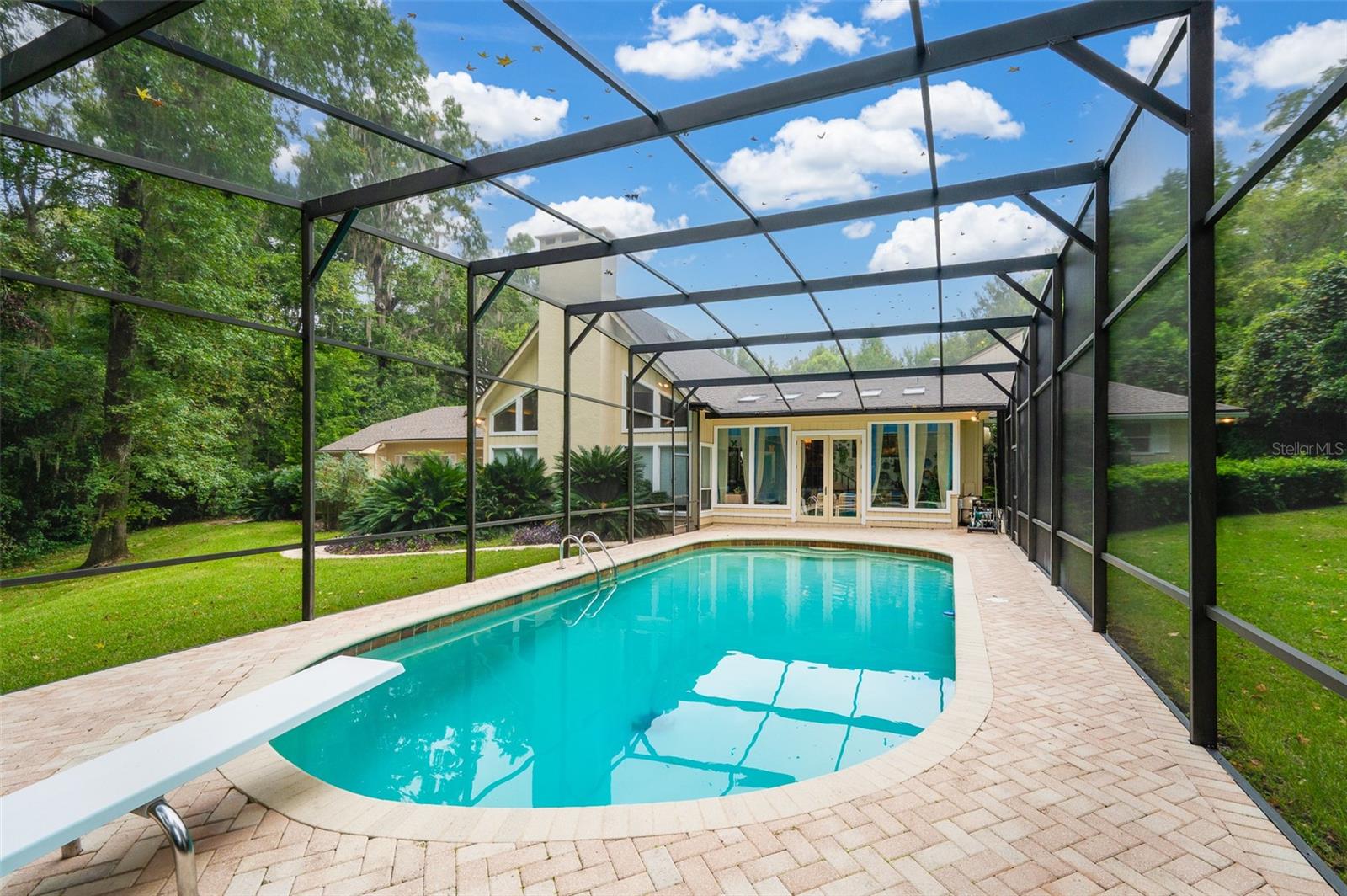 Image 53 of 60 For 2425 26th Place