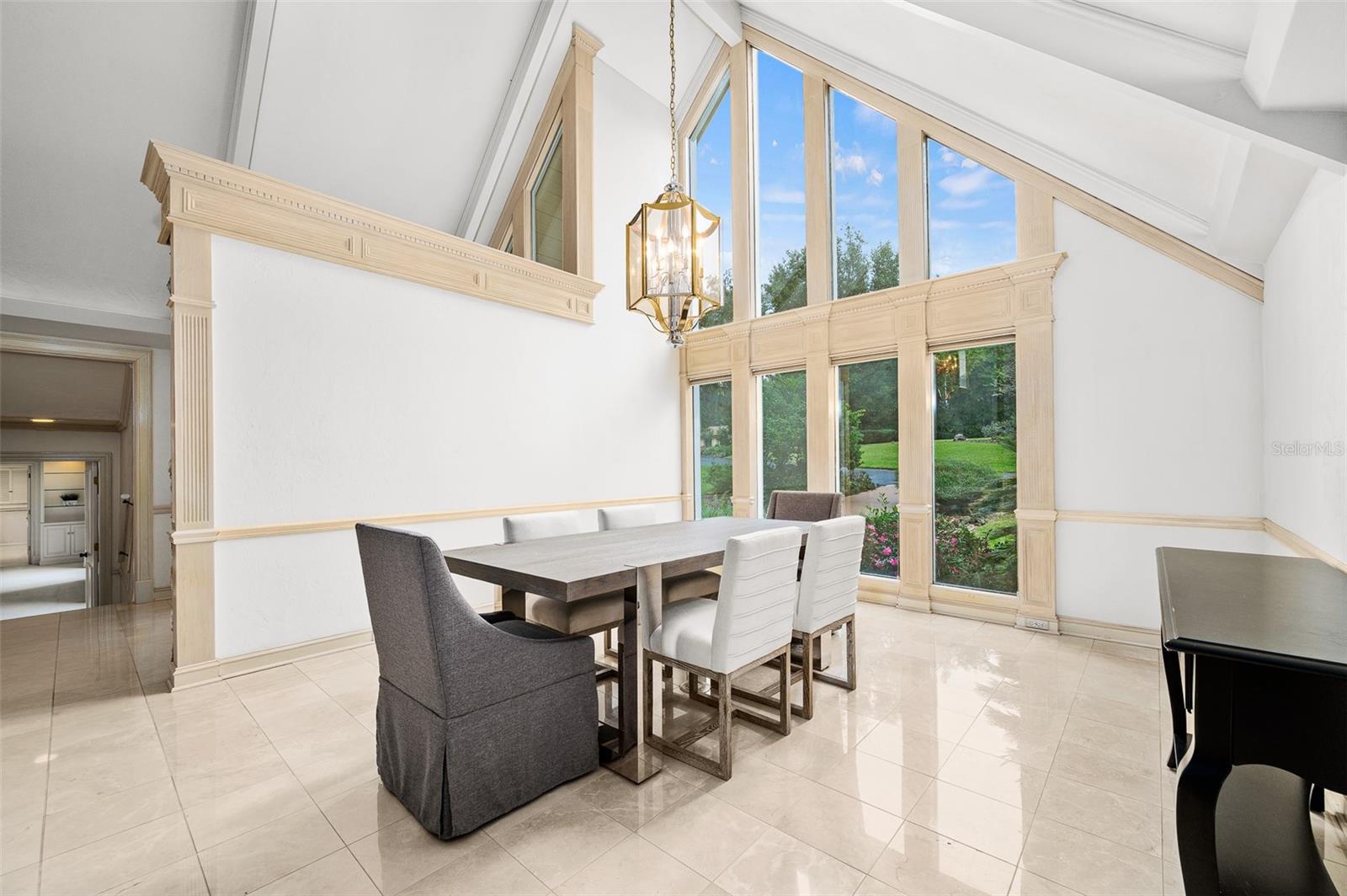 Image 7 of 60 For 2425 26th Place