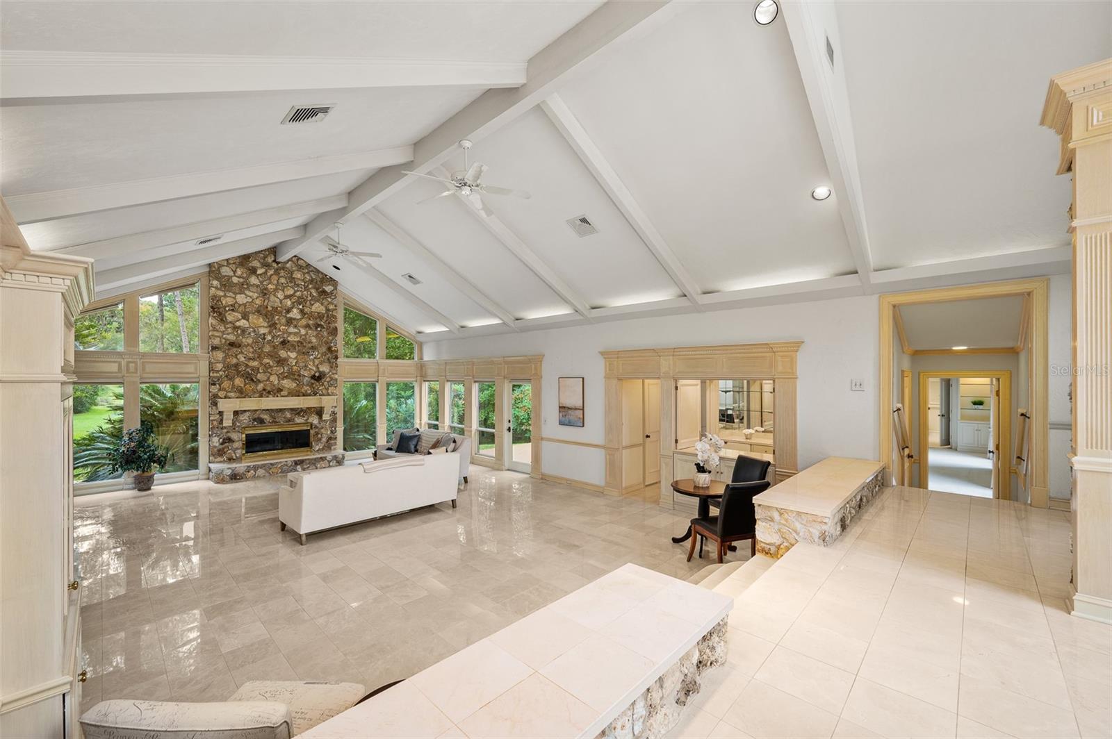 Image 9 of 60 For 2425 26th Place