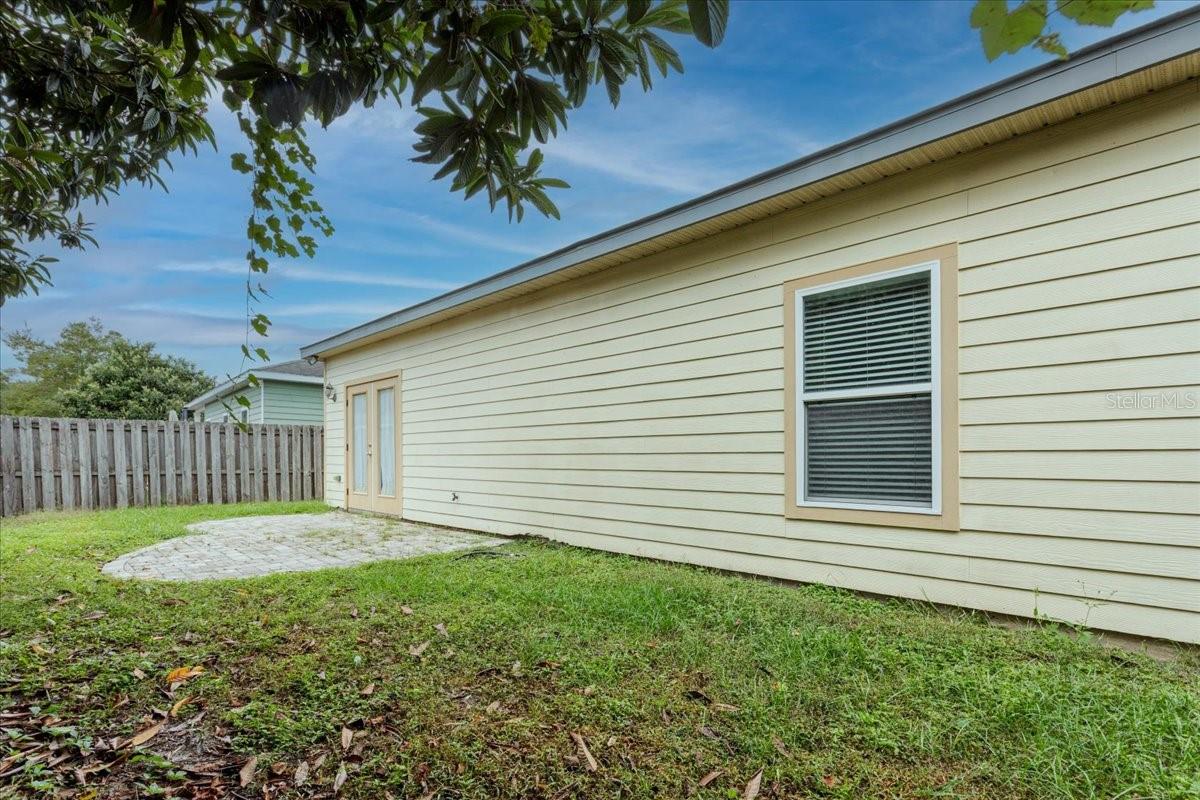 Image 3 of 17 For 16177 122nd Lane