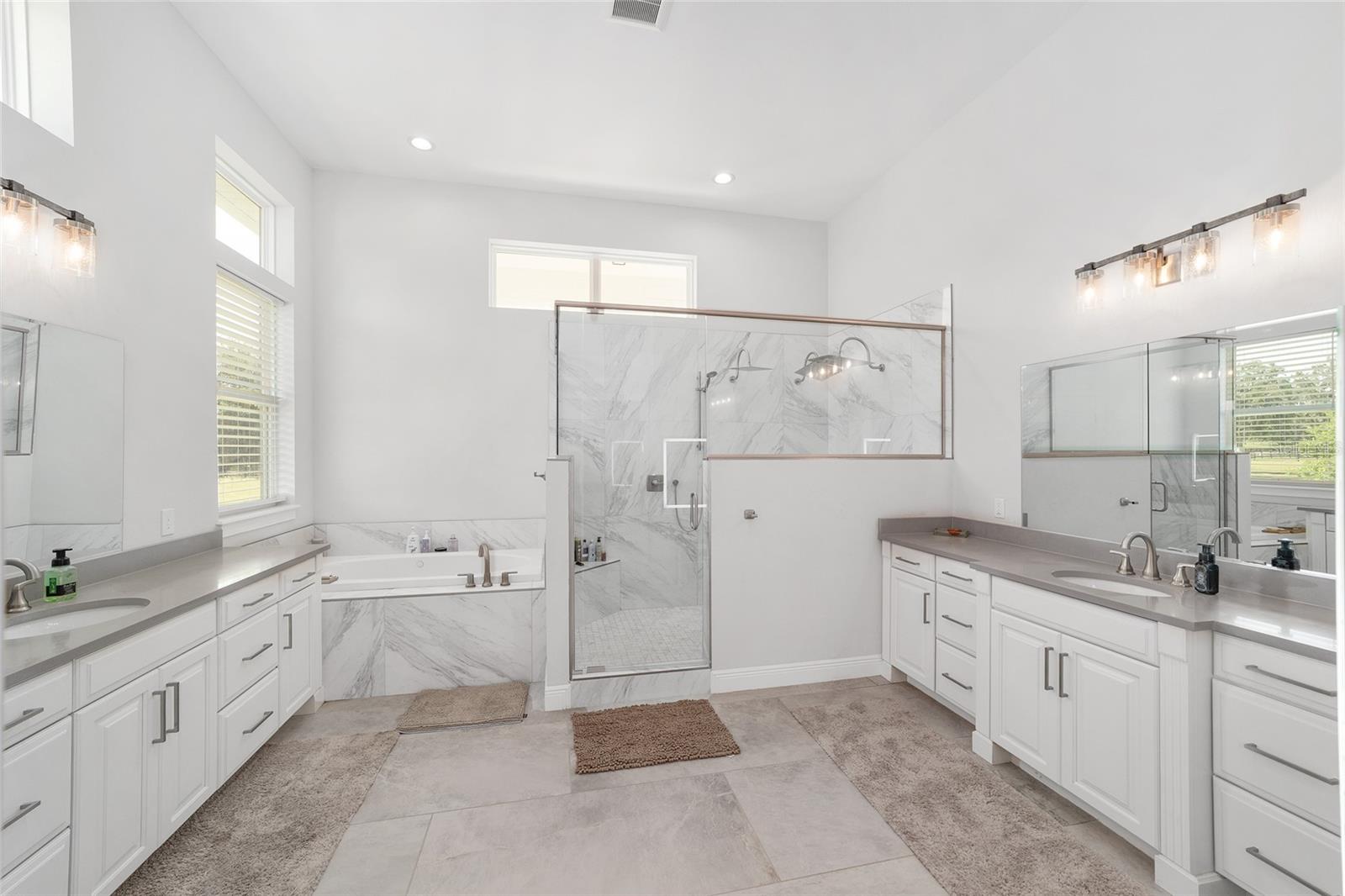 Image 23 of 43 For 10630 153rd Terrace