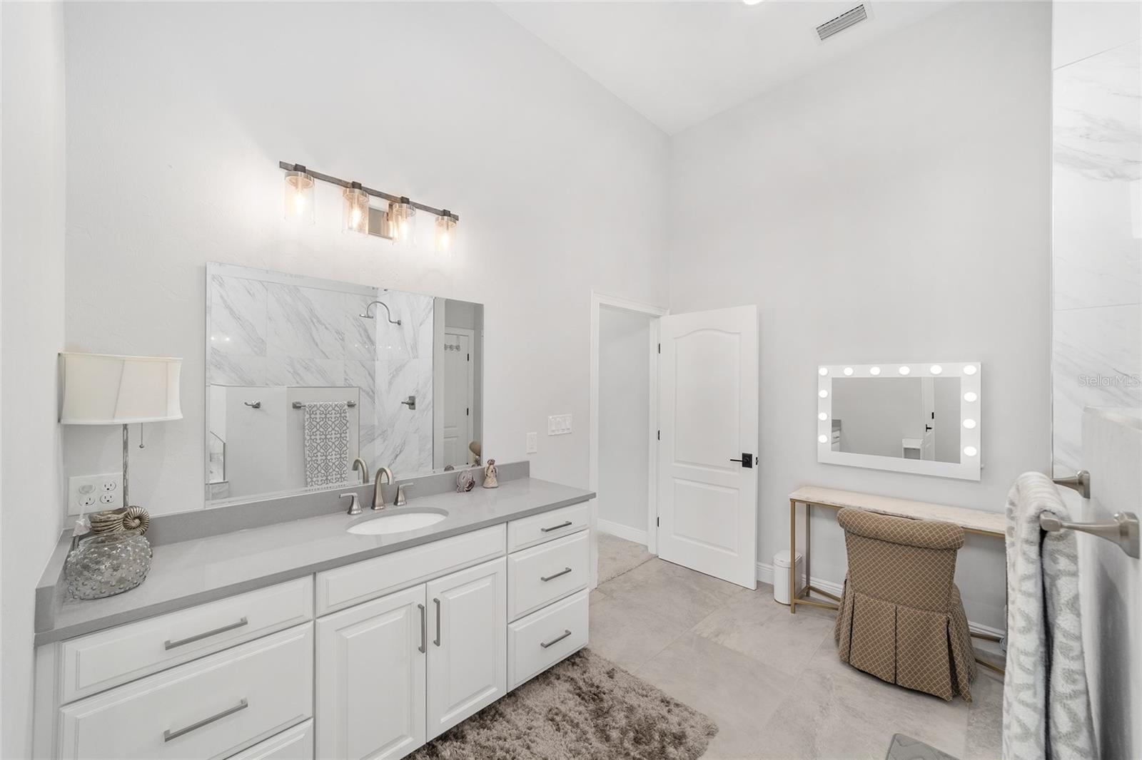 Image 34 of 43 For 10630 153rd Terrace