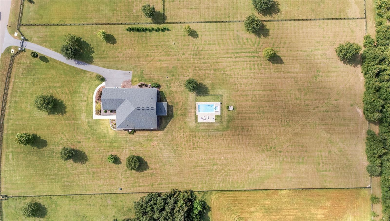 Image 6 of 43 For 10630 153rd Terrace