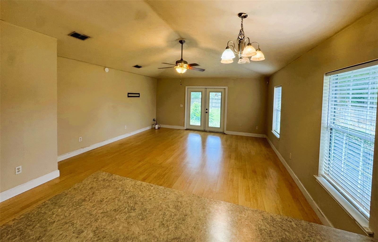 Image 2 of 13 For 507 29th Avenue