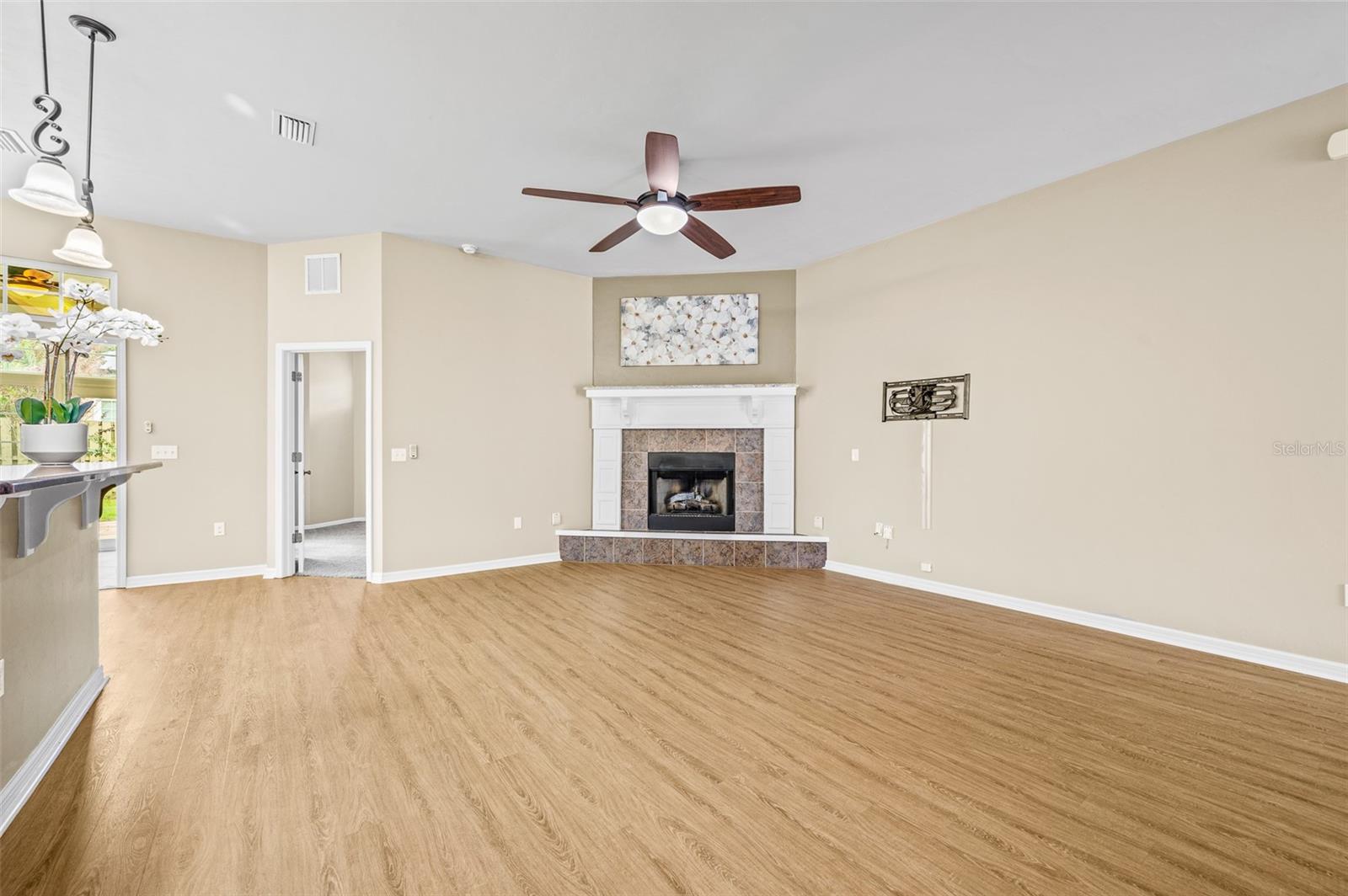 Image 3 of 22 For 14652 27th Avenue