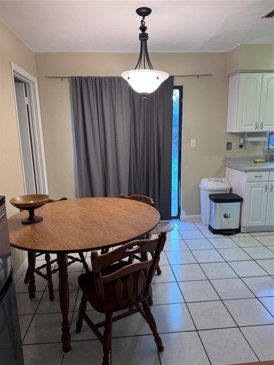 Image 4 of 12 For 4530 27  