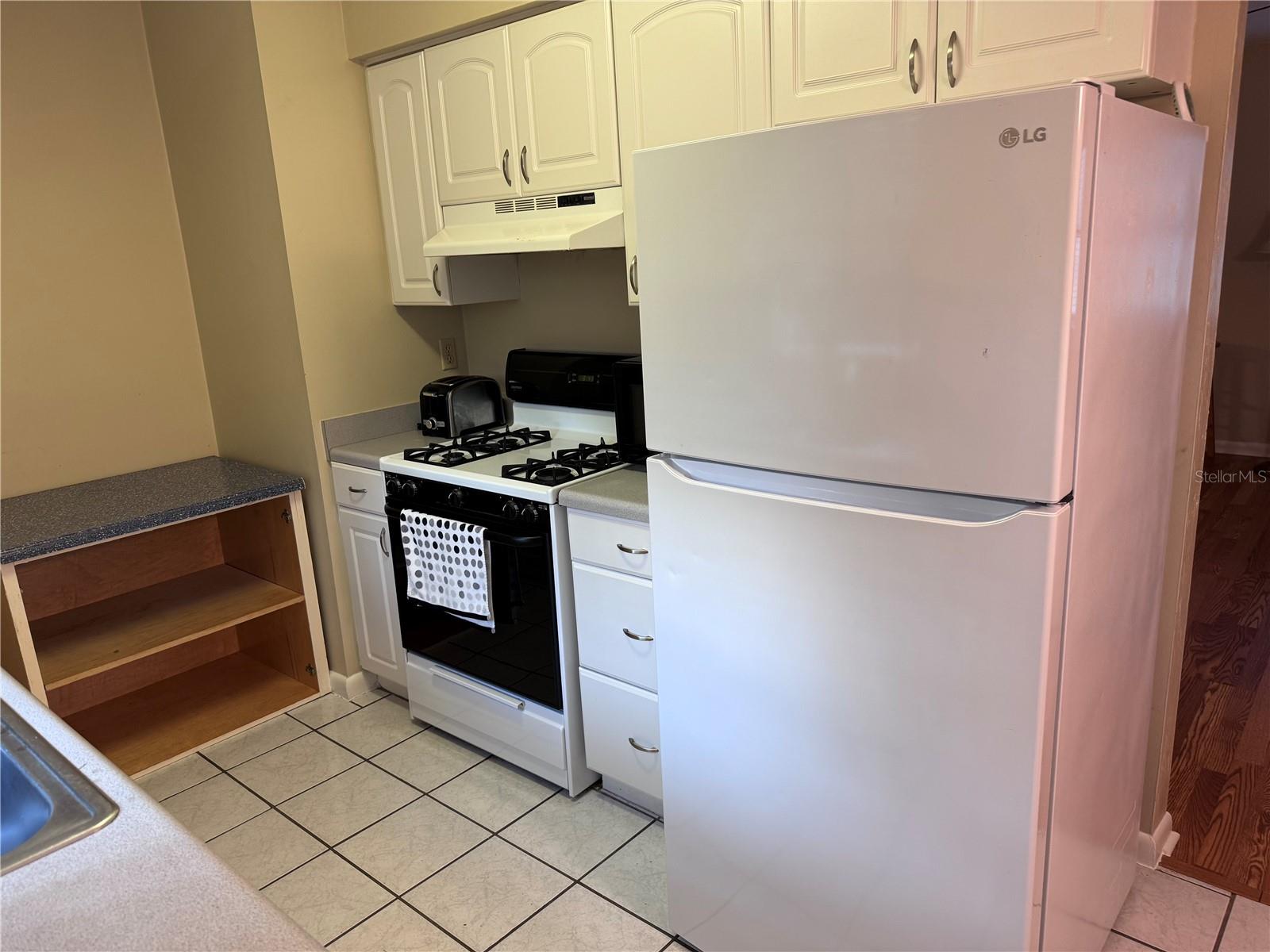 Image 6 of 12 For 4530 27  