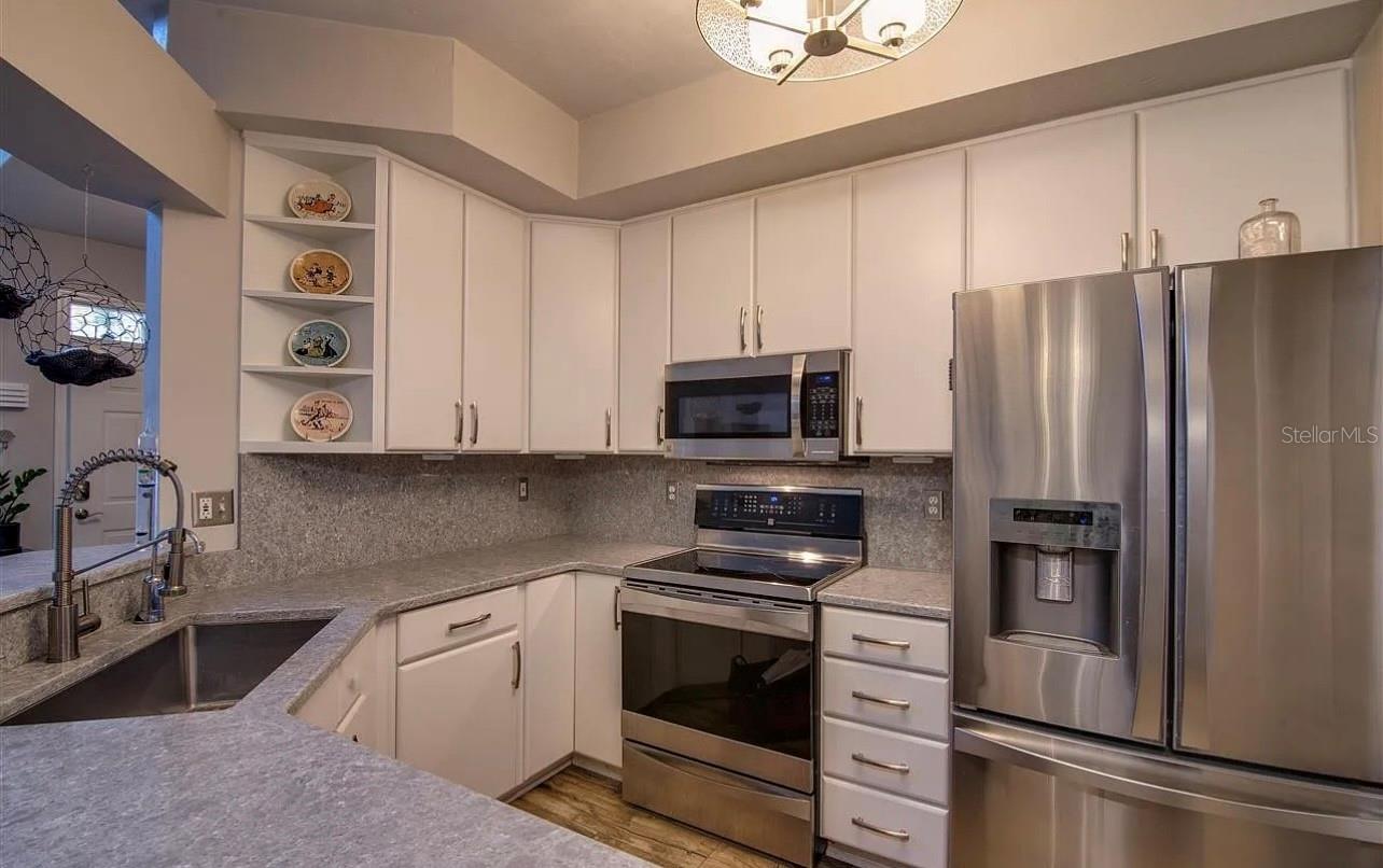 Image 11 of 26 For 346 Nw 50 Boulevard 346