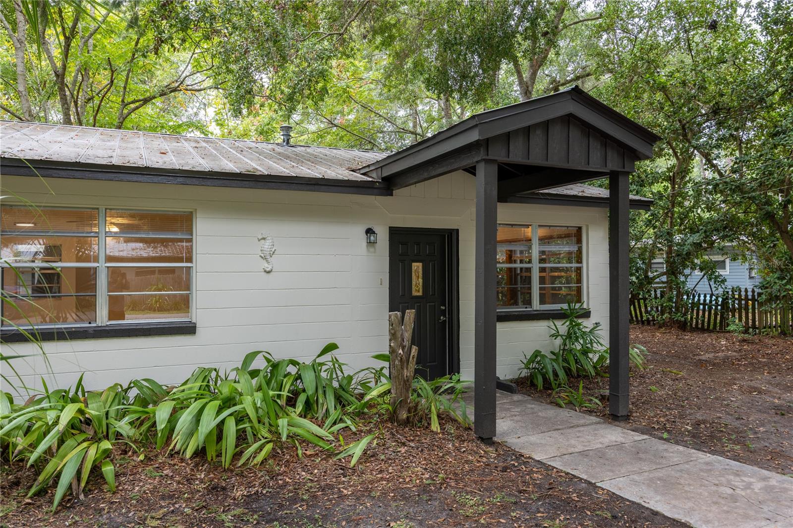 Image 14 of 44 For 4156 10th Street