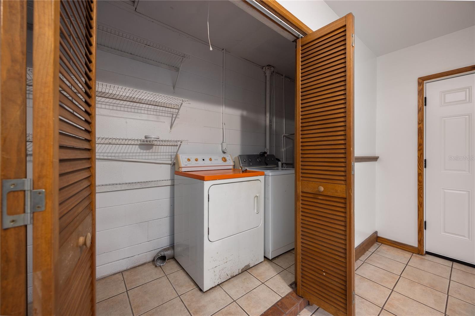 Image 23 of 44 For 4156 10th Street