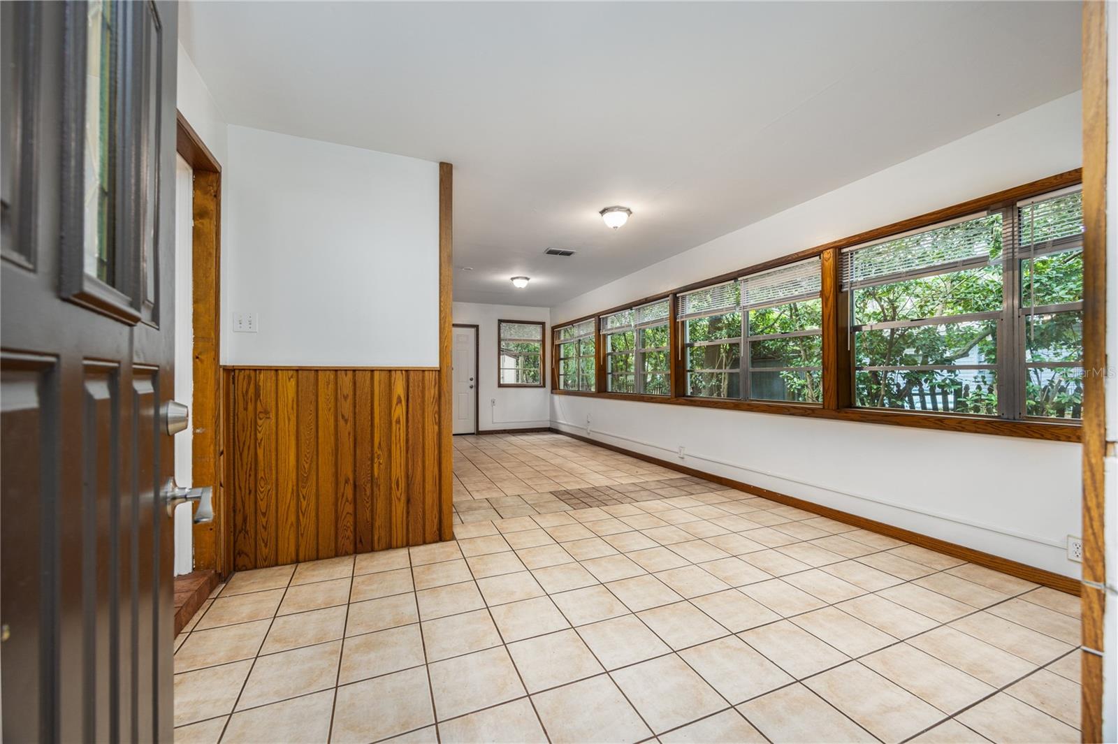 Image 3 of 44 For 4156 10th Street