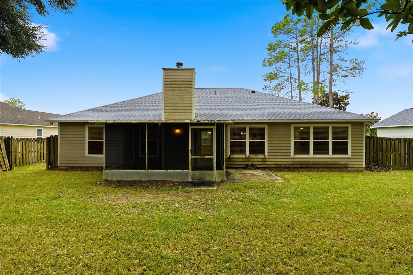 Image 24 of 29 For 12171 158th Street