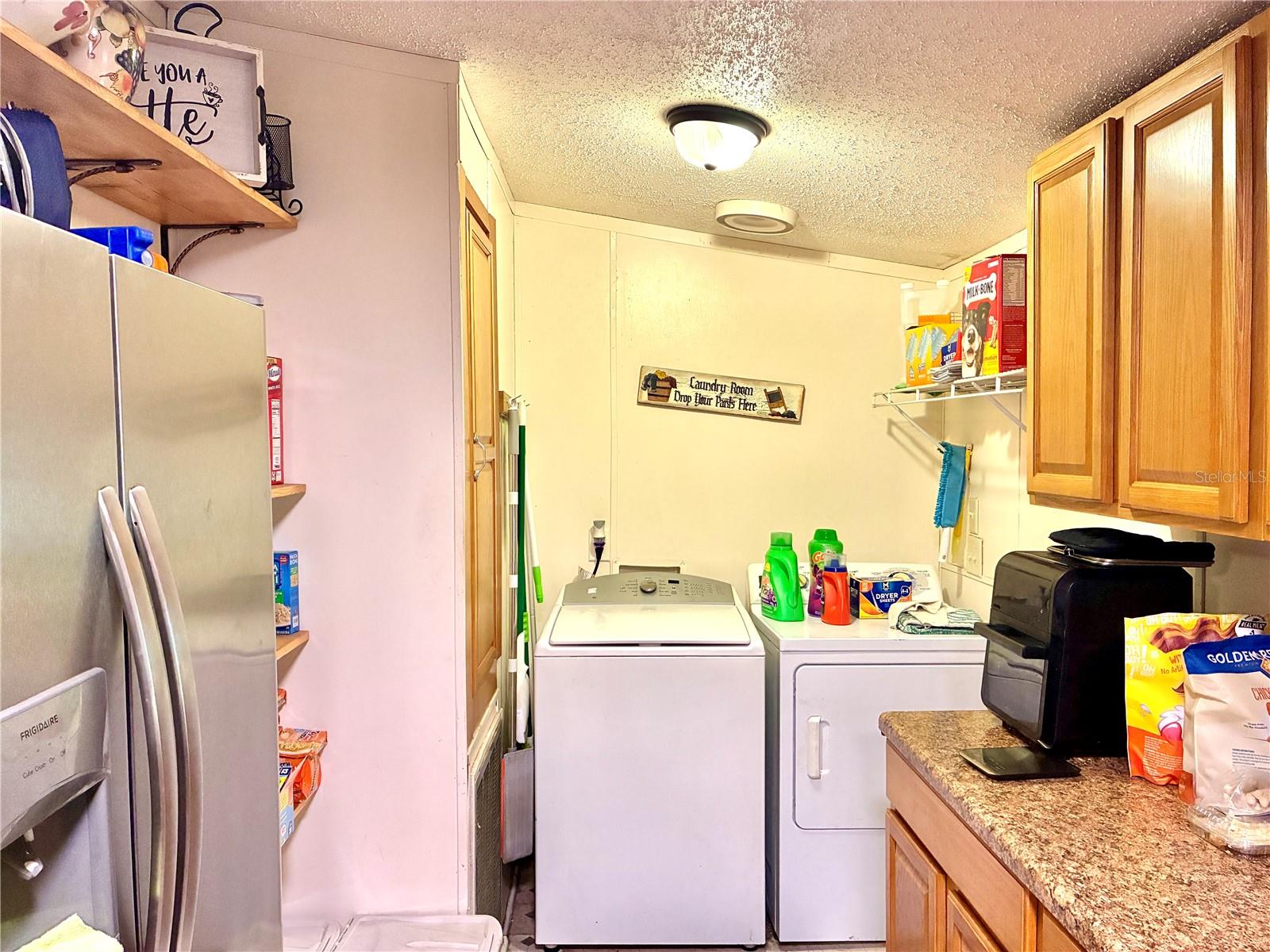 Image 11 of 25 For 19582 212th Street