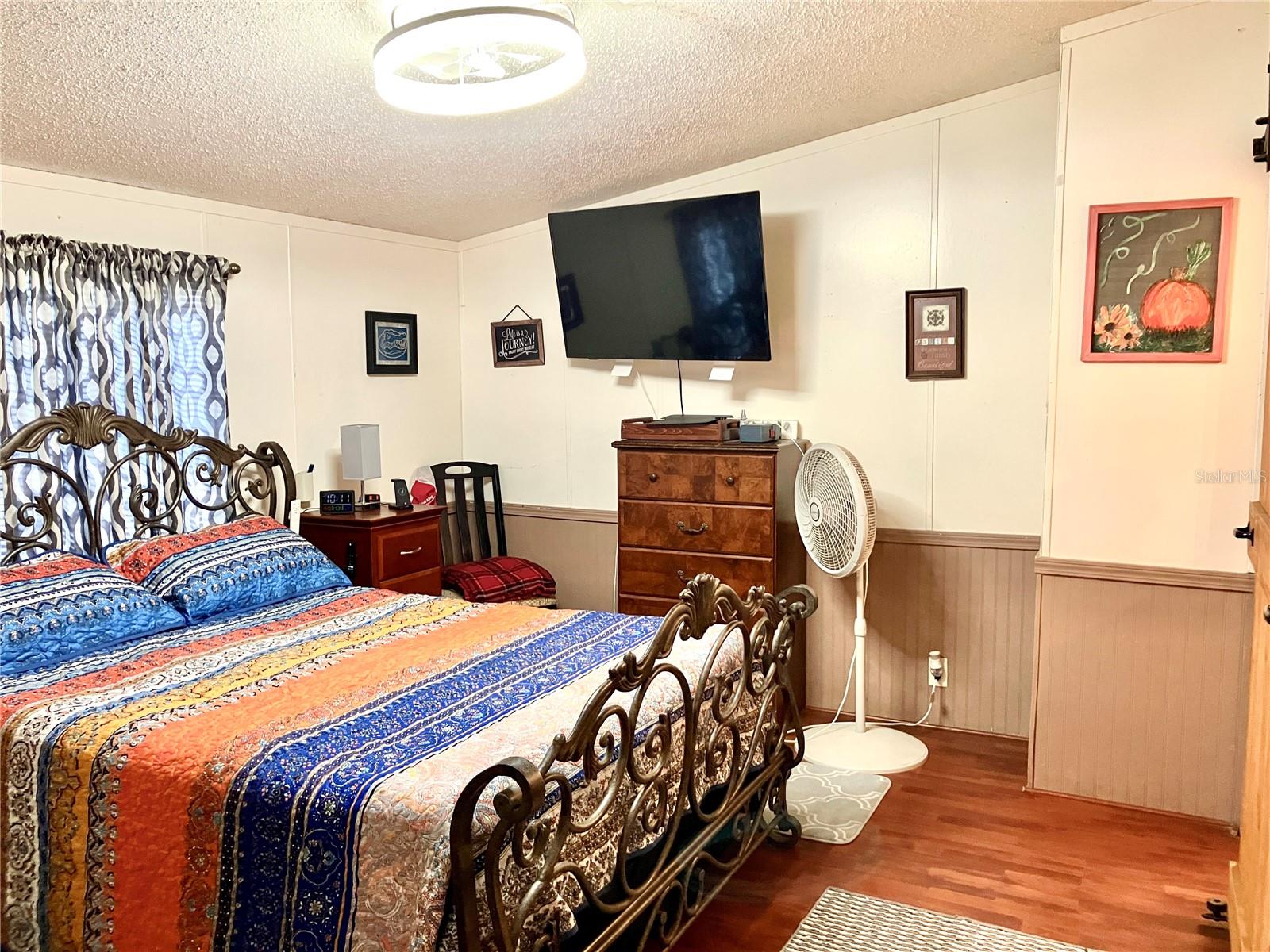 Image 12 of 25 For 19582 212th Street