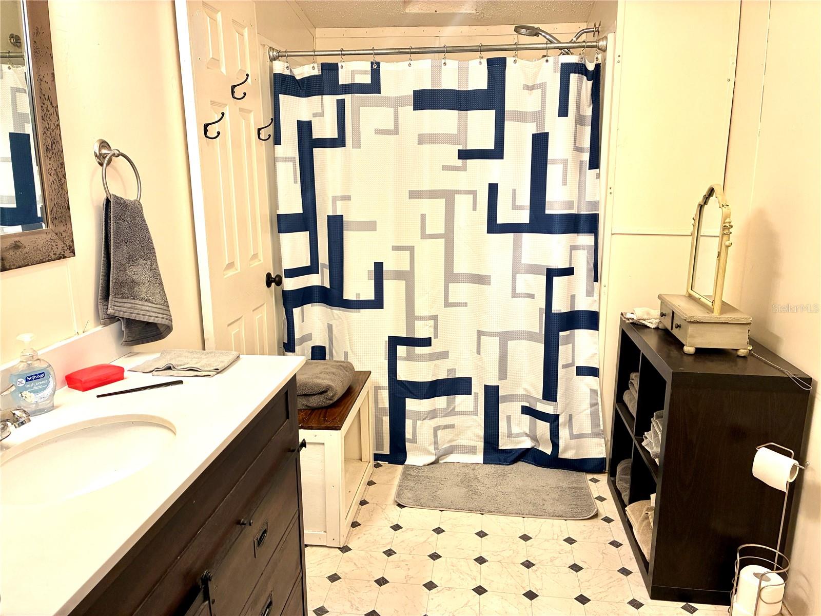 Image 14 of 25 For 19582 212th Street