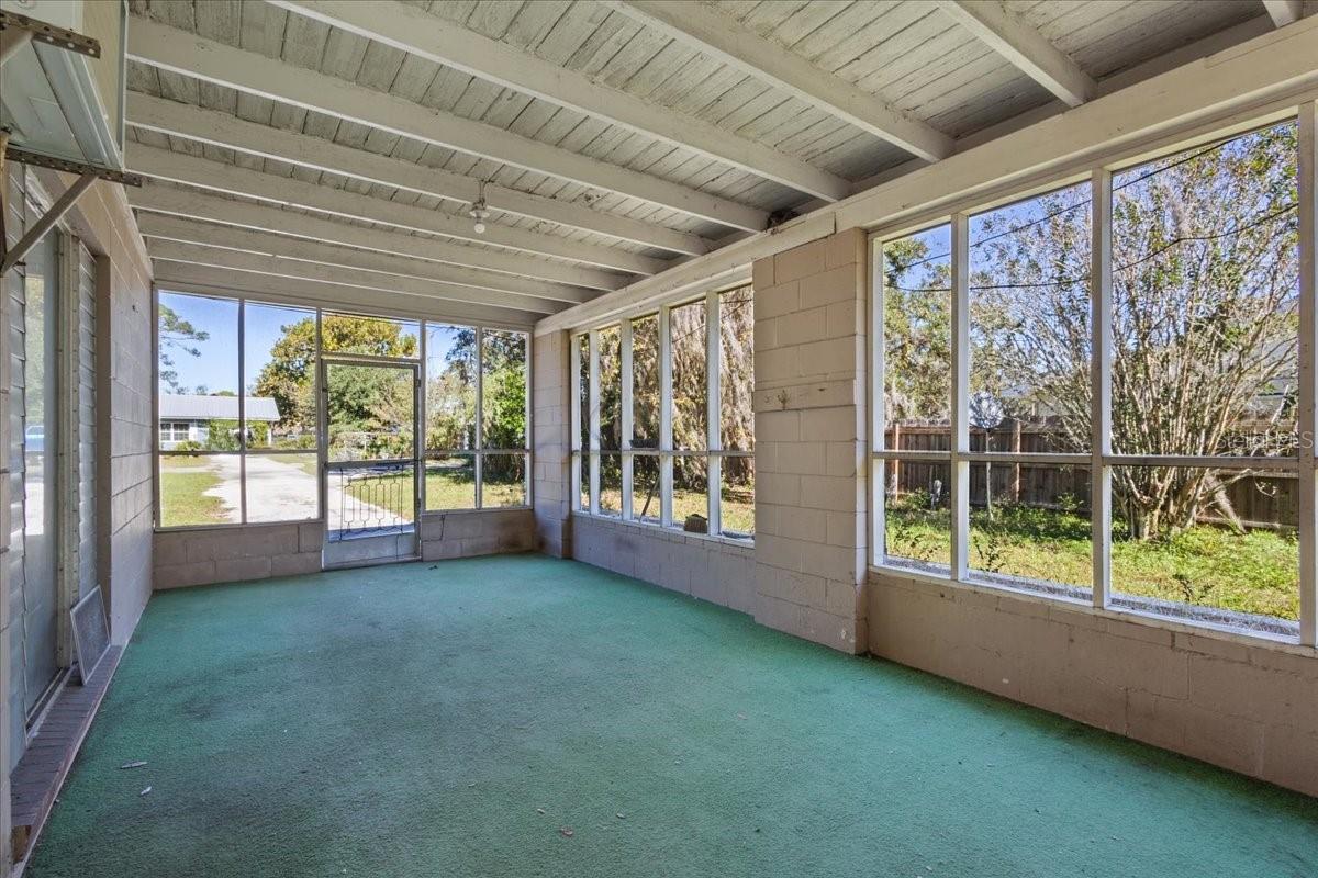 Image 17 of 31 For 68 12th Avenue