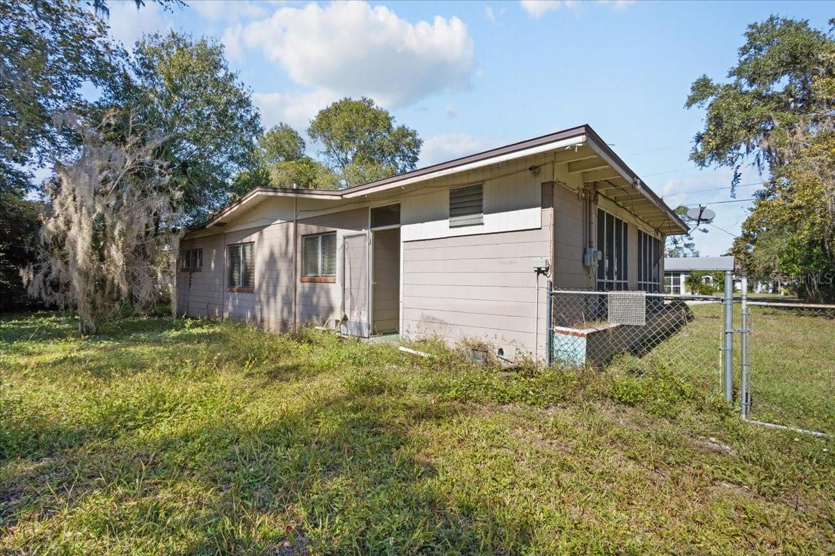 Image 20 of 31 For 68 12th Avenue