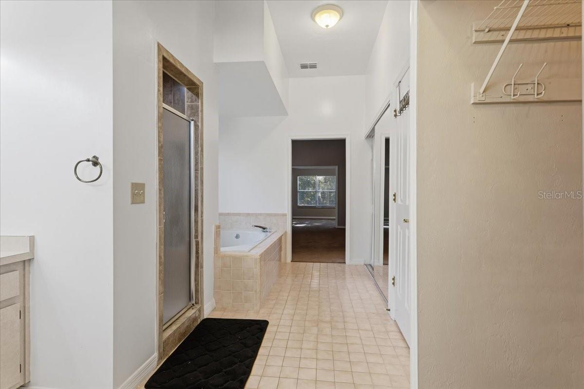 Image 14 of 37 For 4237 64th Street