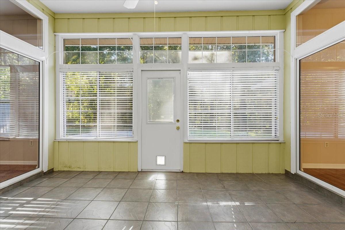 Image 31 of 37 For 4237 64th Street