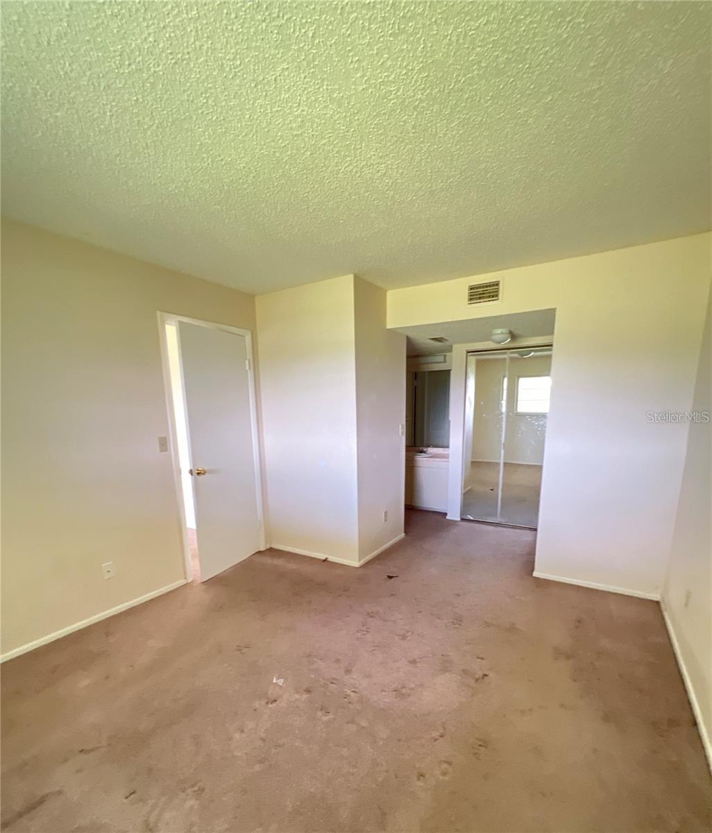 Image 11 of 16 For 458 Fairways Circle C201