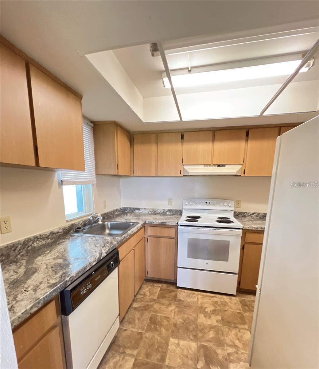 Image 7 of 16 For 458 Fairways Circle C201