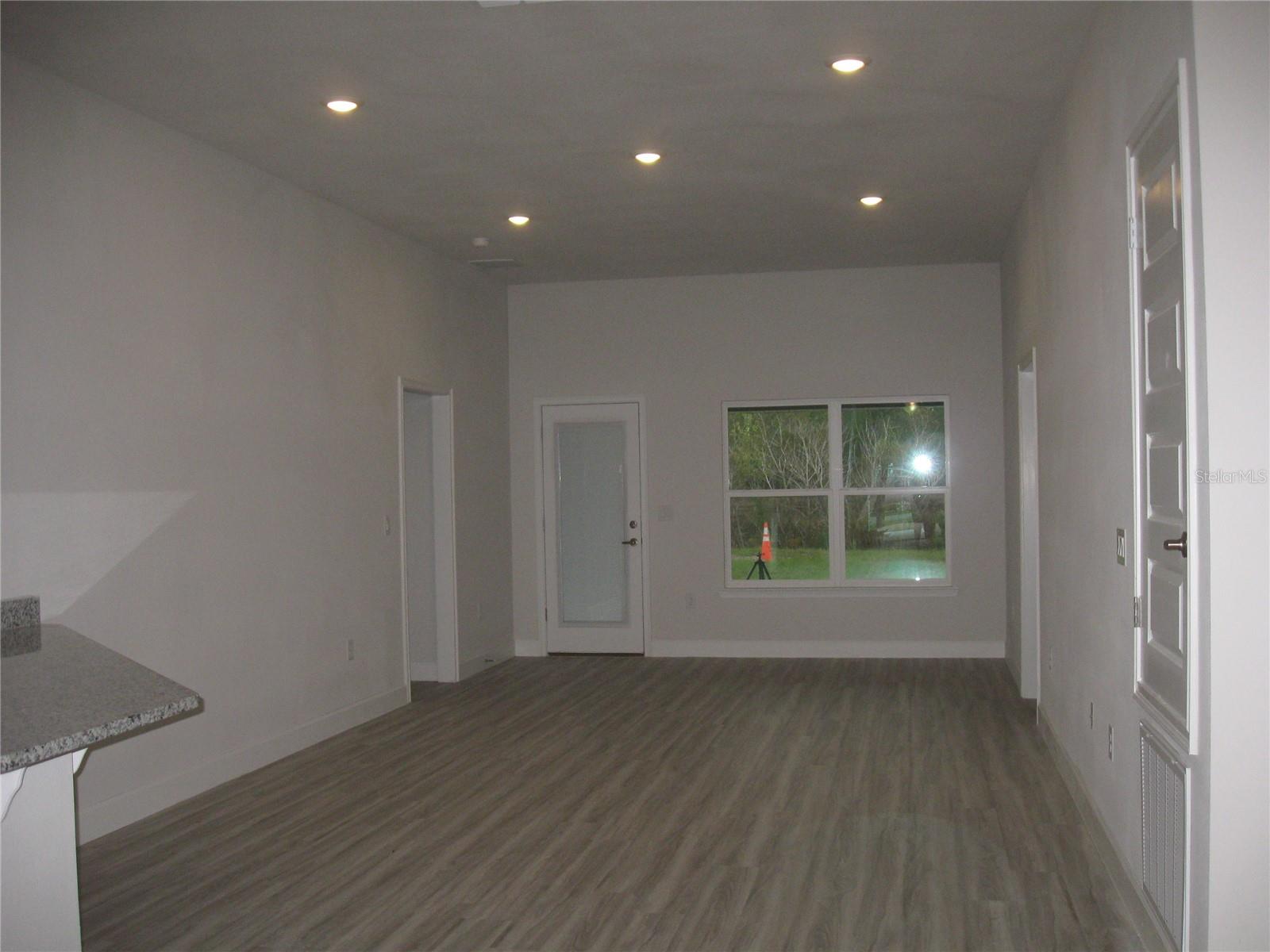 Image 13 of 32 For 798 Rosemary Drive