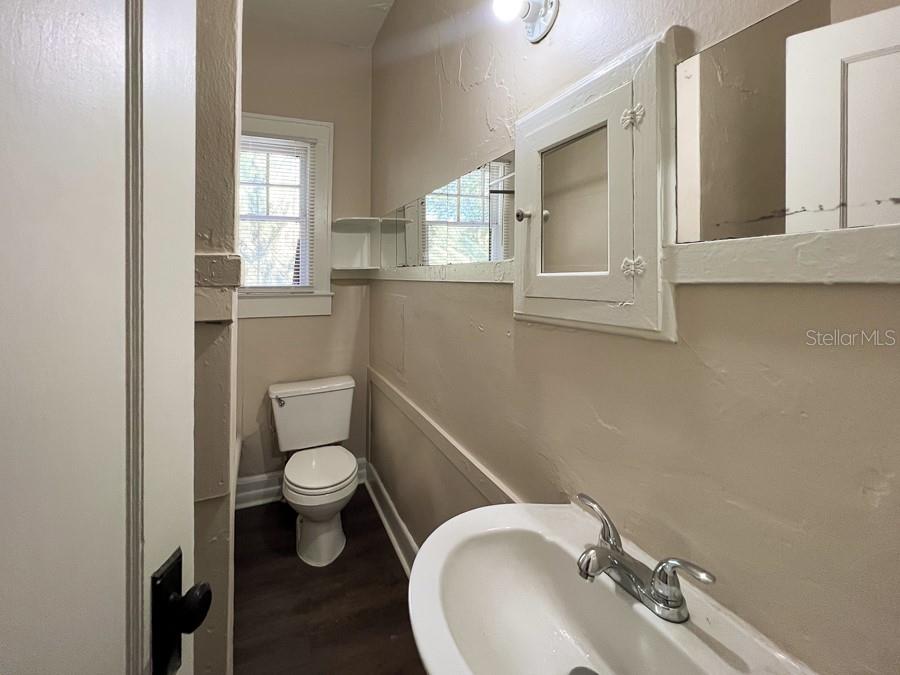 Image 13 of 20 For 318 2nd Avenue 5