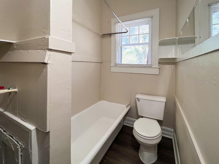 Image 14 of 20 For 318 2nd Avenue 5