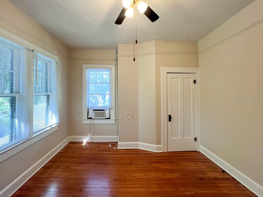 Image 17 of 20 For 318 2nd Avenue 5