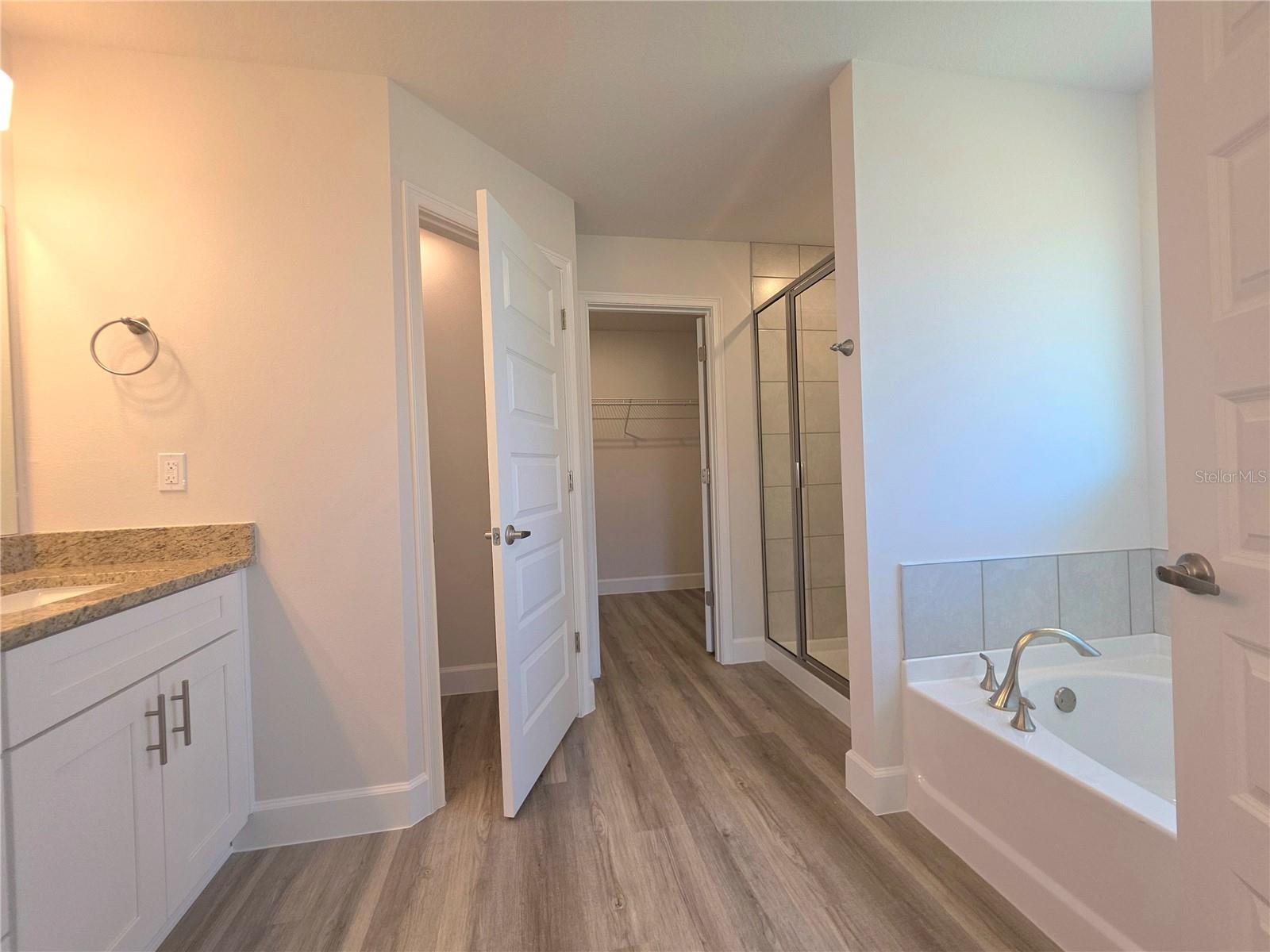 Listing photo id 43 for 747 Rosemary Drive