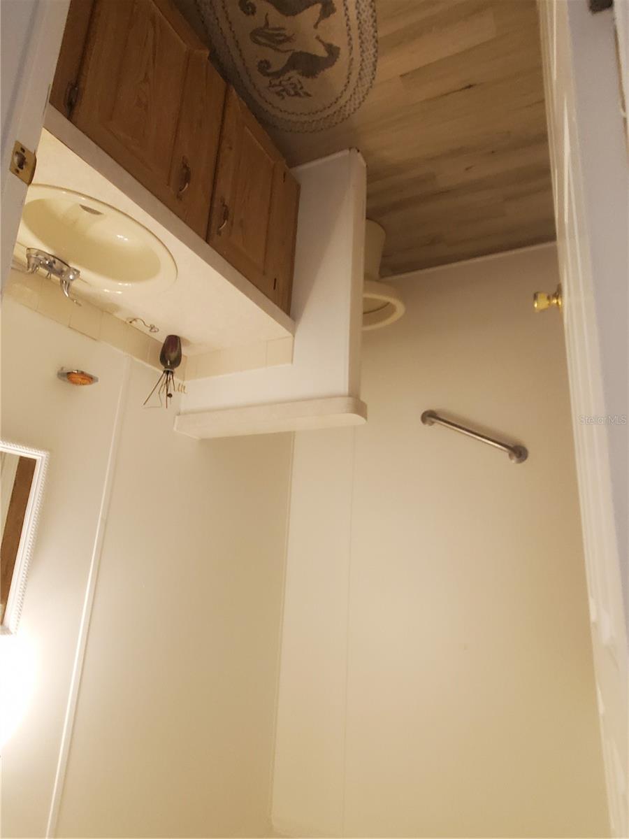 Image 13 of 33 For 24274 190th Avenue