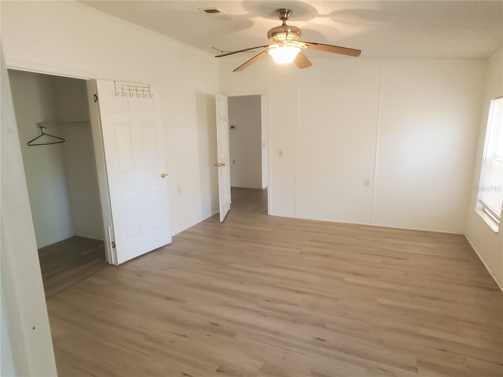 Image 6 of 33 For 24274 190th Avenue