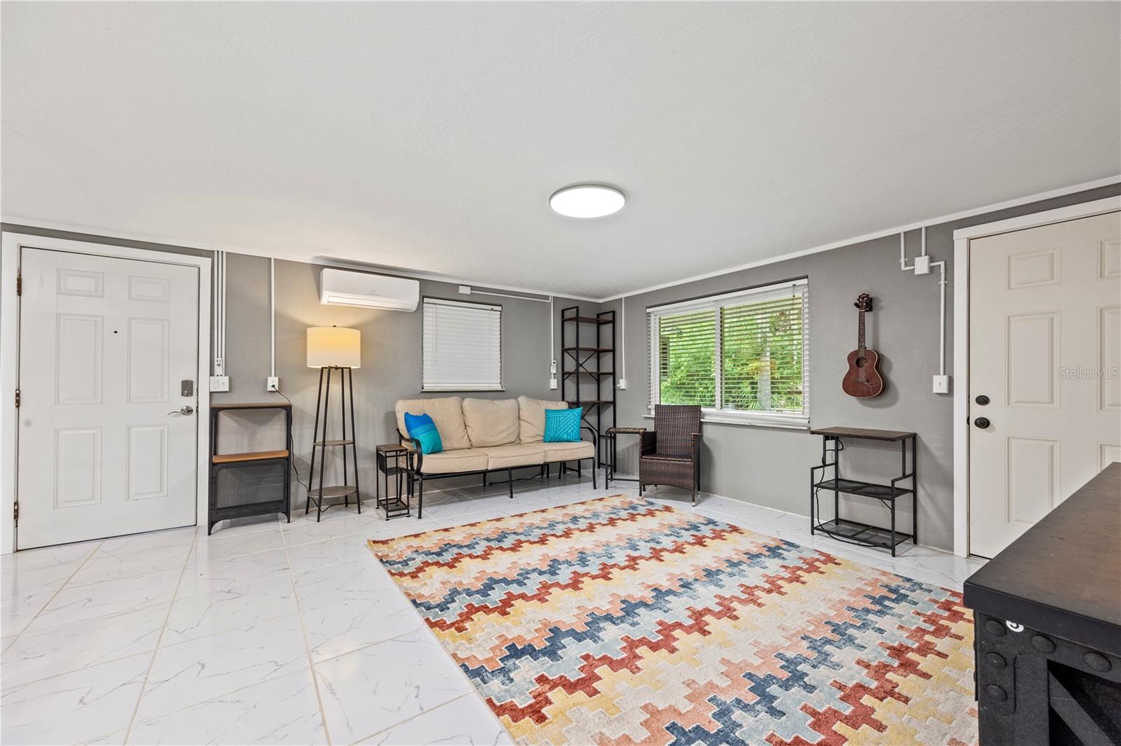 Image 3 of 100 For 7 55th Street