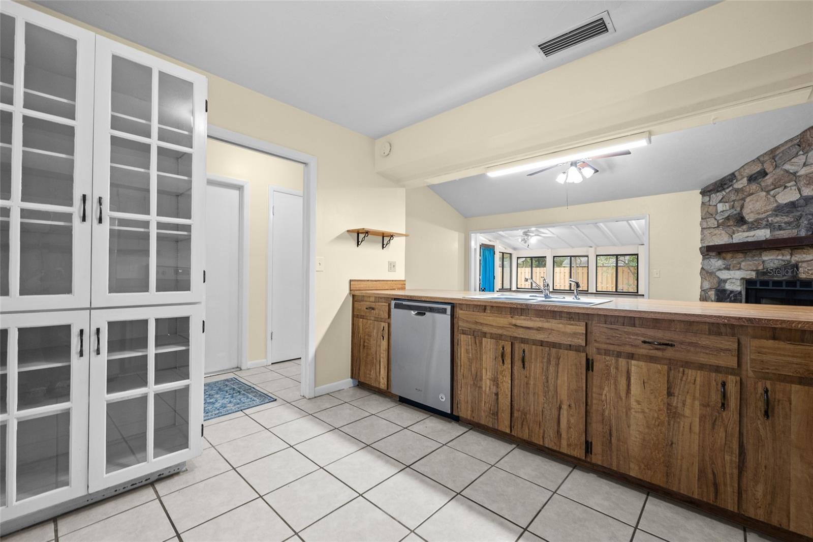 Image 13 of 25 For 5114 27th Terrace