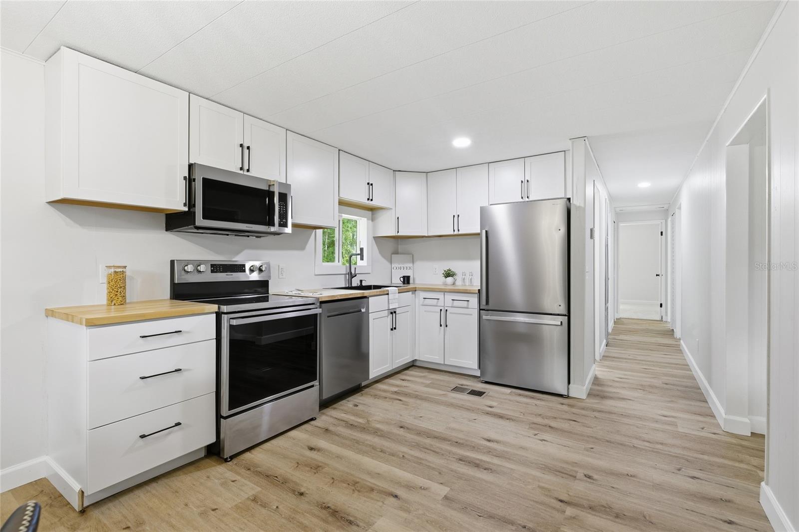 Image 6 of 17 For 23264 178th Place